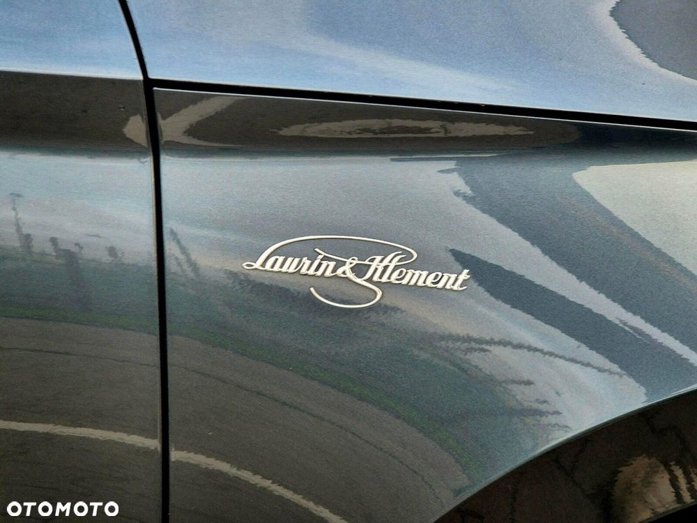 Skoda Superb 2.0 TDI SCR 4x4 L&K DSG - 17