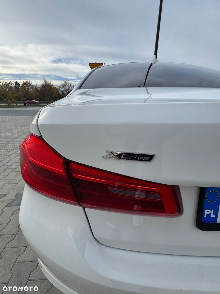 BMW Seria 5 530i Sport Line sport - 6
