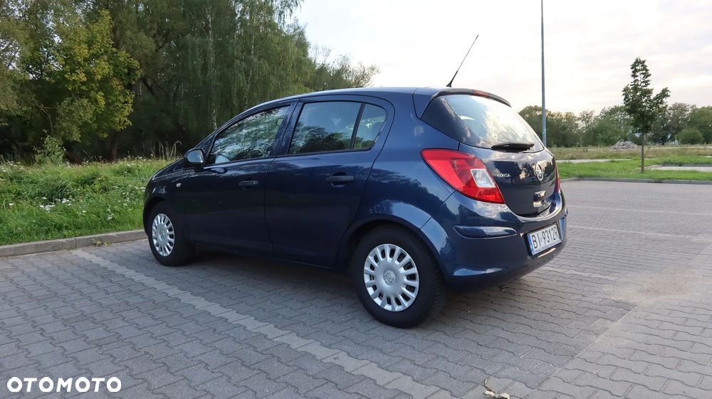 Opel Corsa 1.2 16V Enjoy - 3
