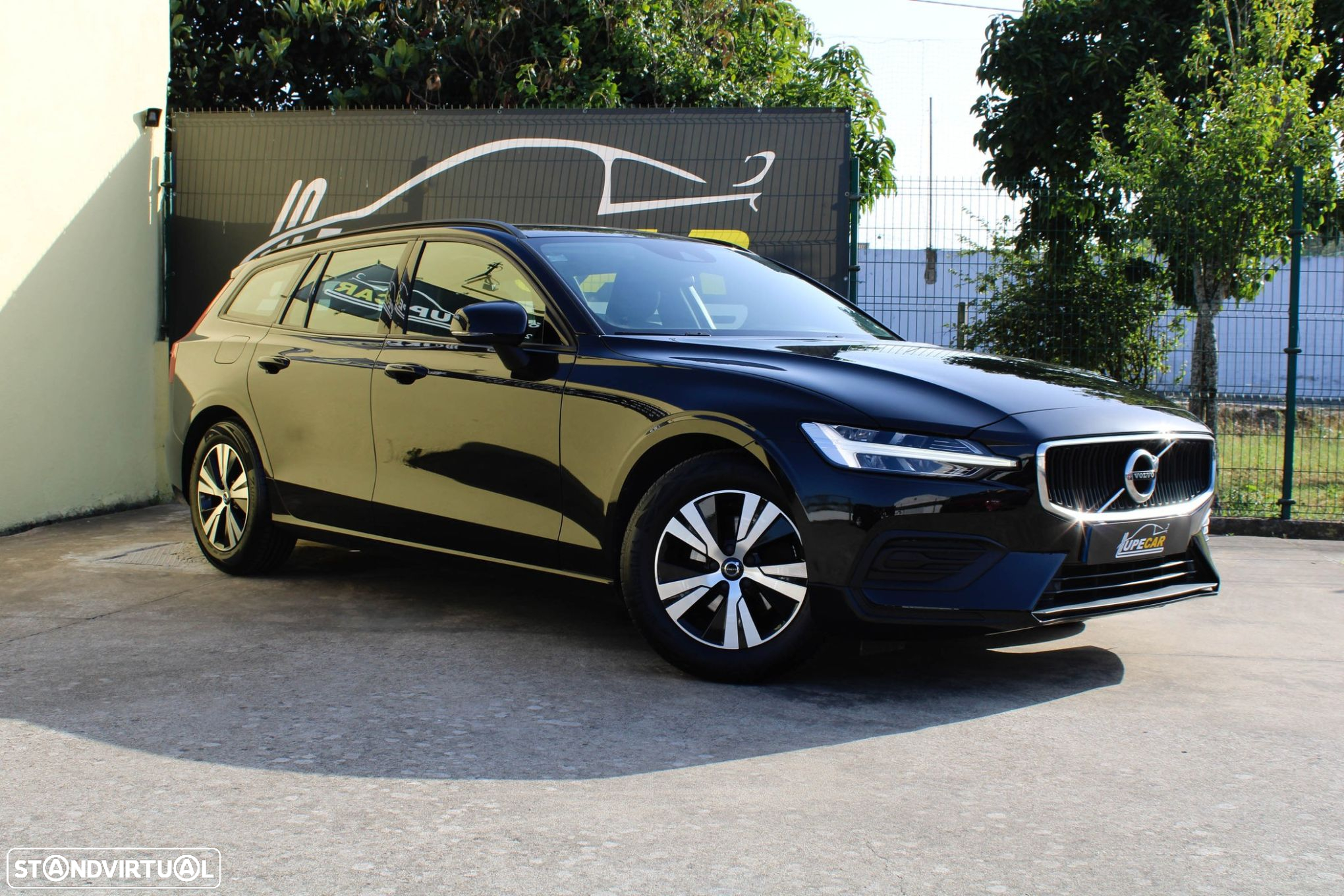 Volvo V60 2.0 D3 - 15