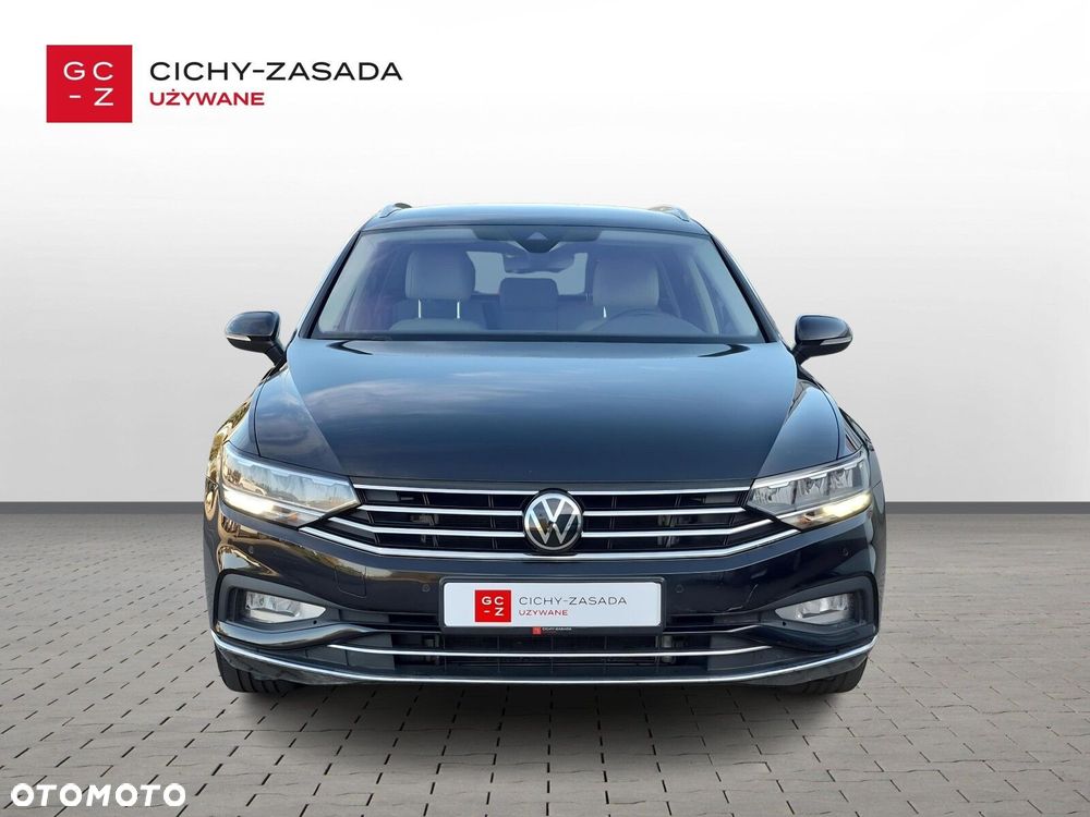 Volkswagen Passat 2.0 TDI Elegance DSG - 8