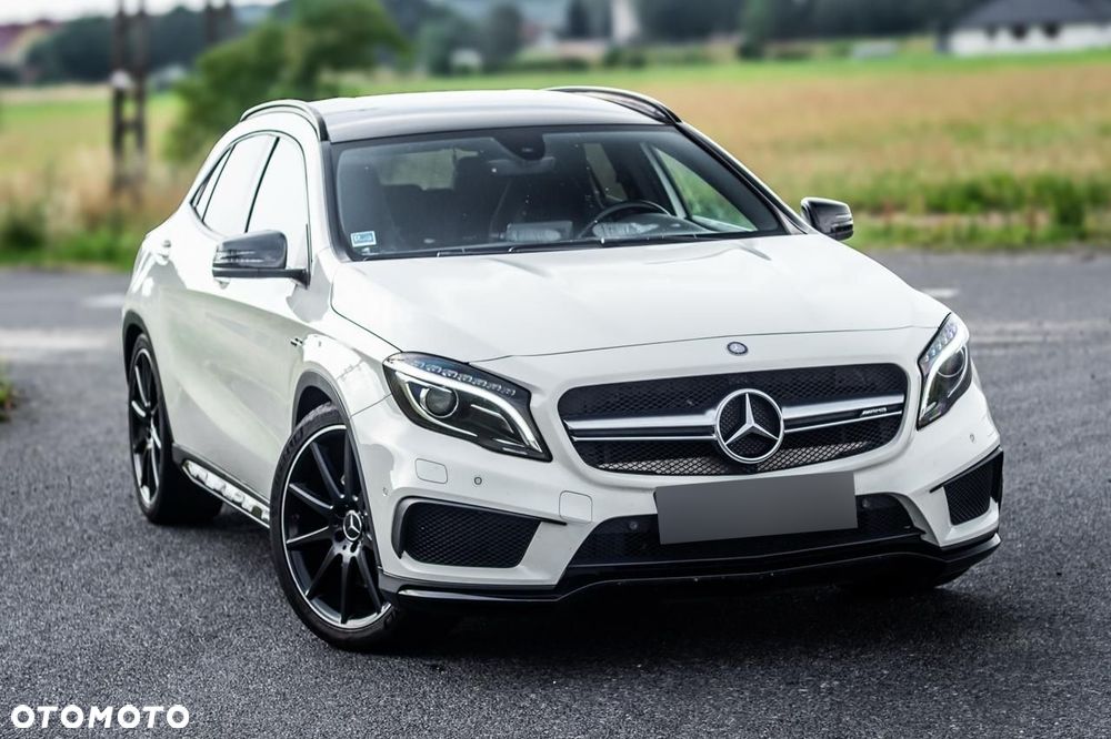 Mercedes-Benz GLA - 3