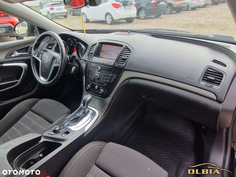 Opel Insignia - 23
