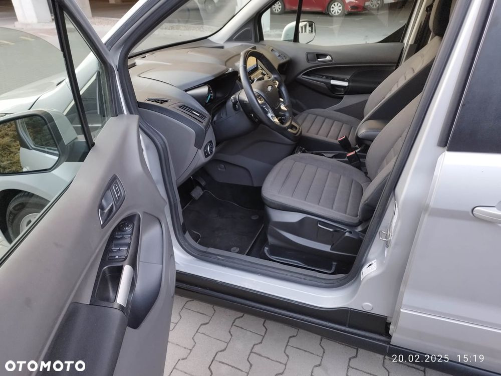 Ford Tourneo Connect - 8