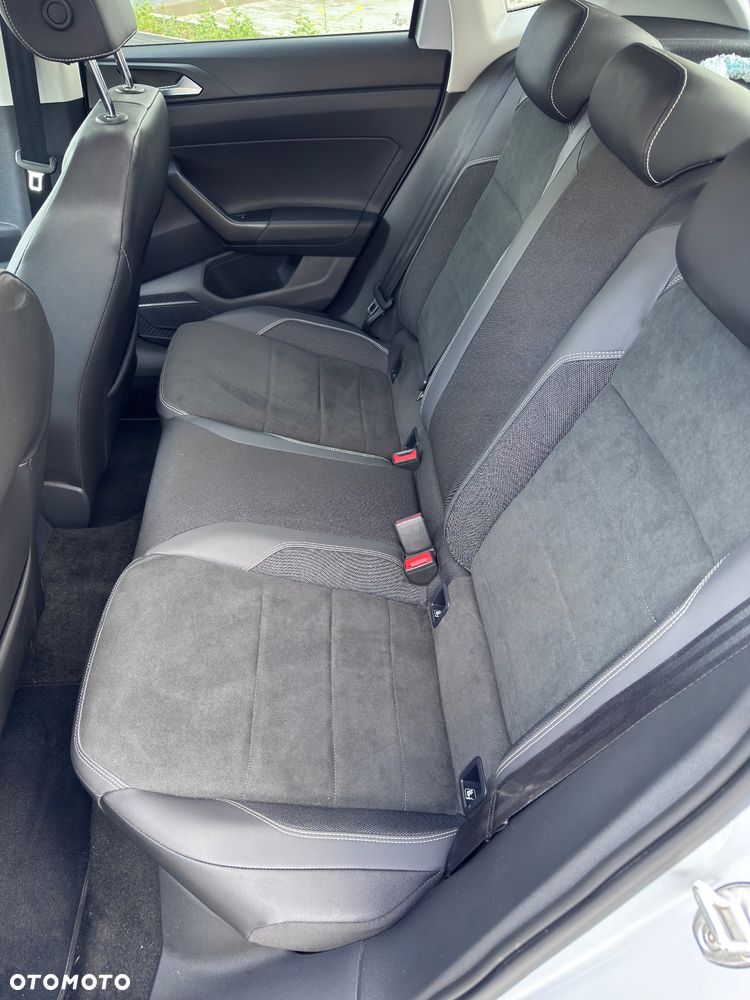 Volkswagen Polo 1.0 TSI OPF DSG R-Line - 26