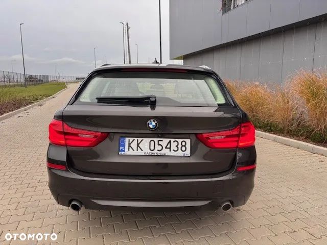 BMW Seria 5 520d Luxury Line - 7