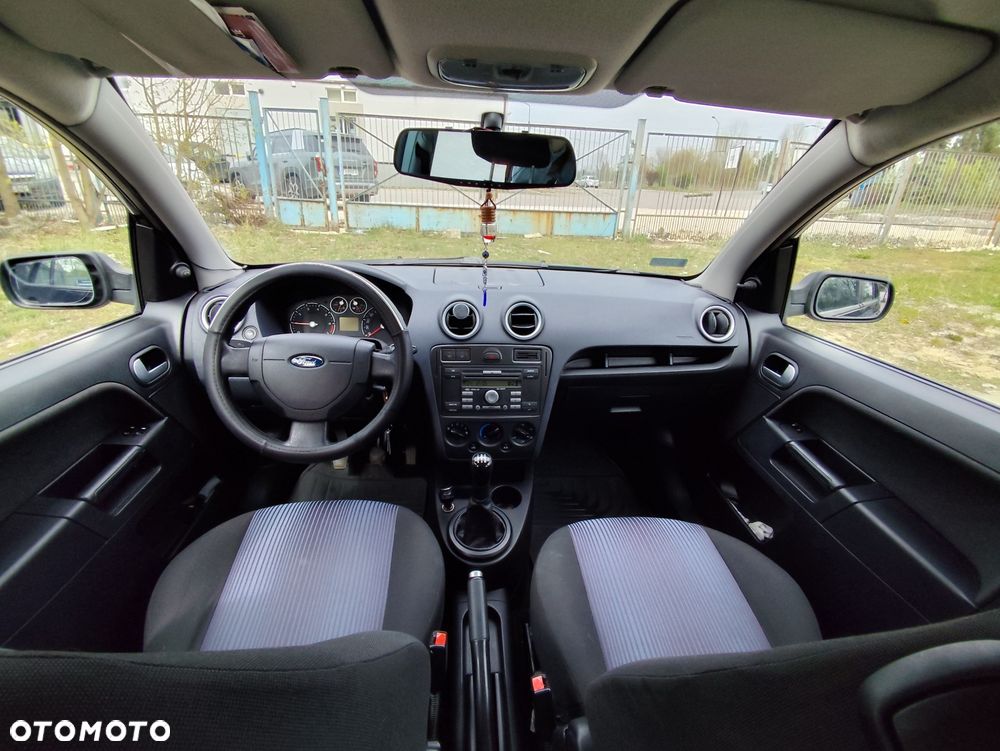 Ford Fusion - 5