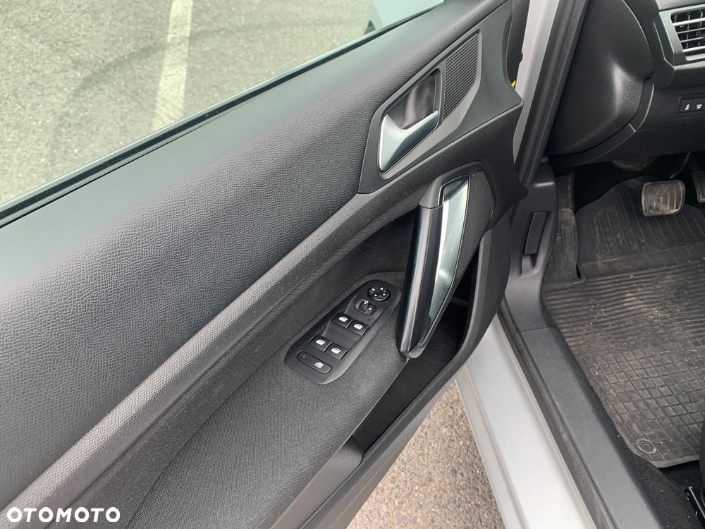 Peugeot 308 BlueHDi FAP 150 Stop&Start Automatik Allure - 12