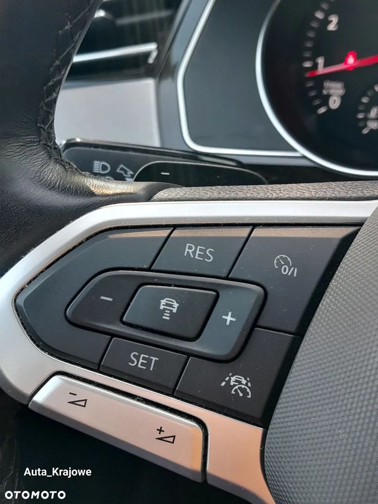 Volkswagen Passat 2.0 TSI Business DSG - 28