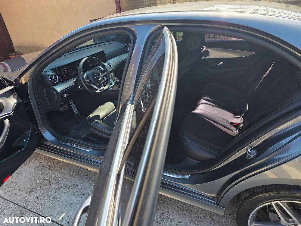 Mercedes-Benz E 200 9G-TRONIC AMG Line - 10