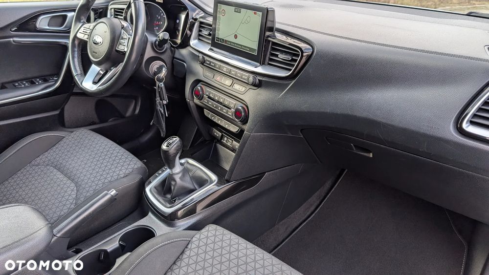 Kia Ceed 1.4 T-GDI OPF Platinum Edition - 9