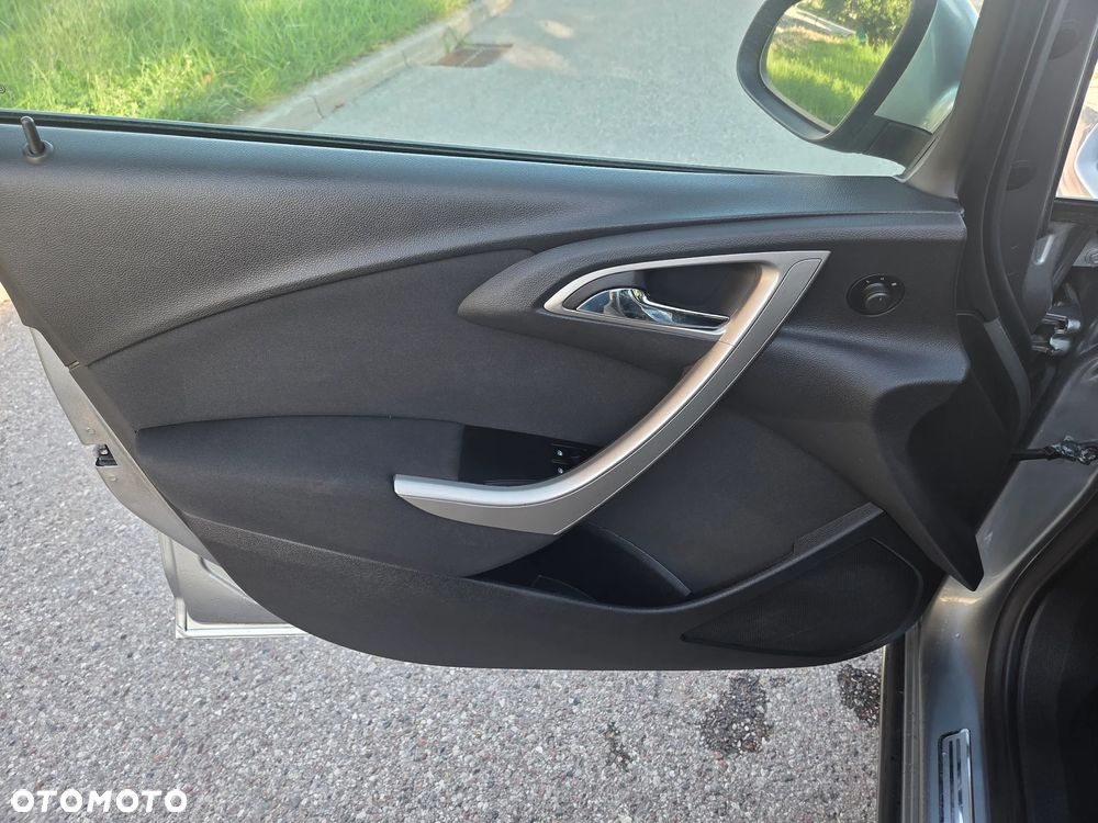 Opel Astra 1.6 - 17