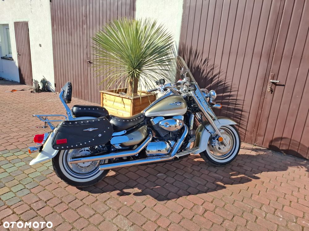 Suzuki Boulevard - 1