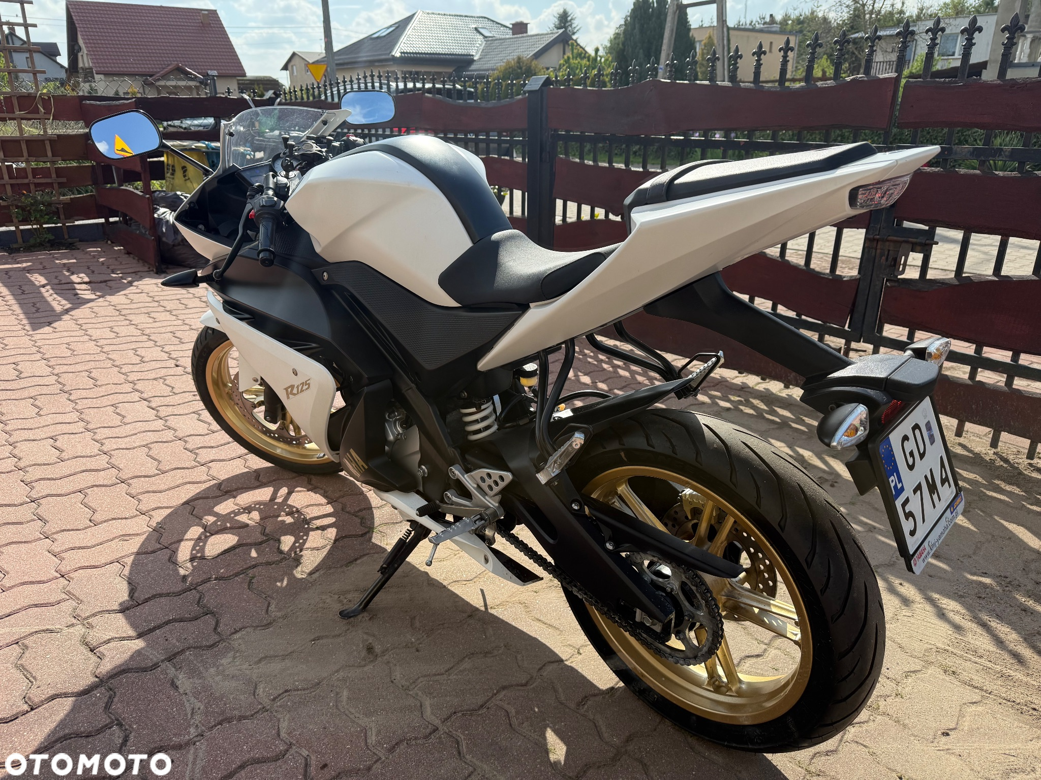 Yamaha YZF - 5