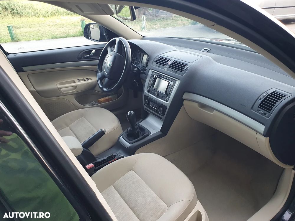 Skoda Octavia 1.2 TSI Ambiente - 3