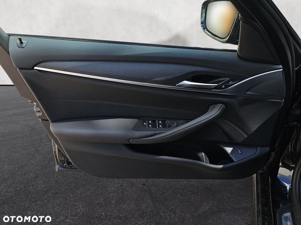 BMW Seria 5 - 17