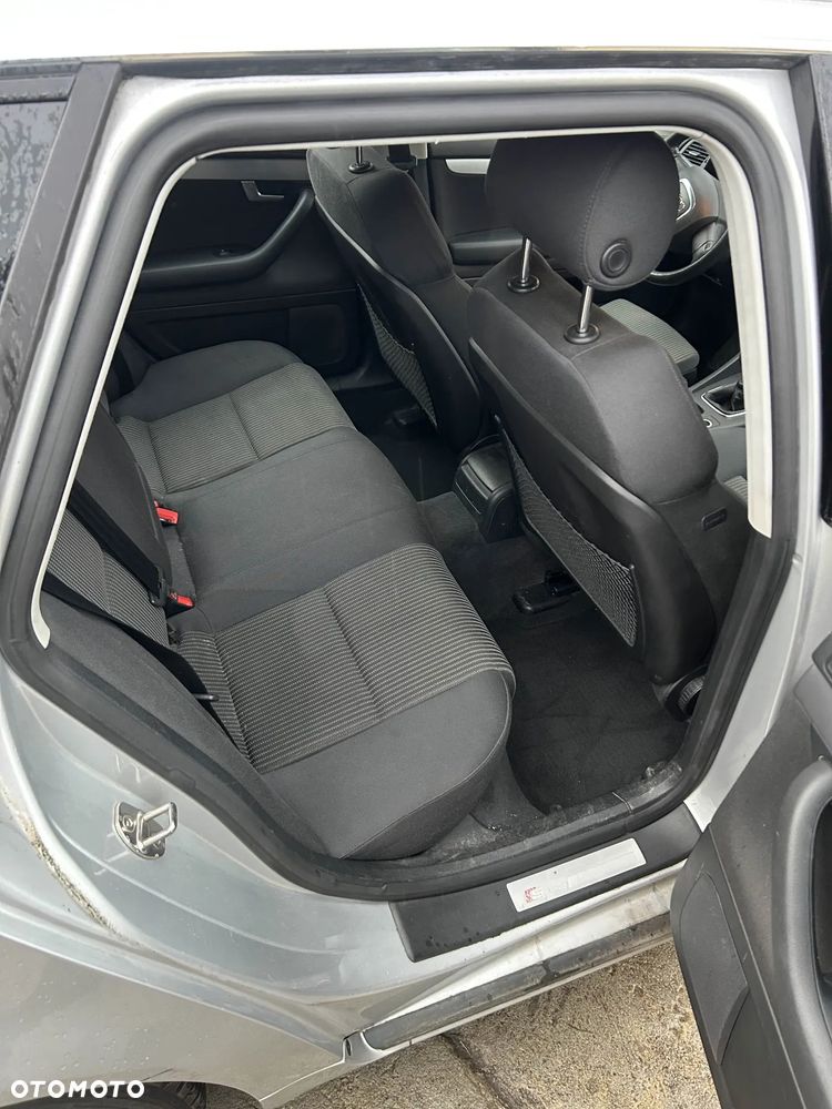 Audi A4 Avant - 13