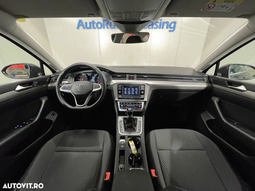 Volkswagen Passat 2.0 TDI Advance - 8