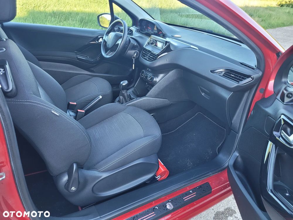 Peugeot 208 1.2 PureTech Active - 11