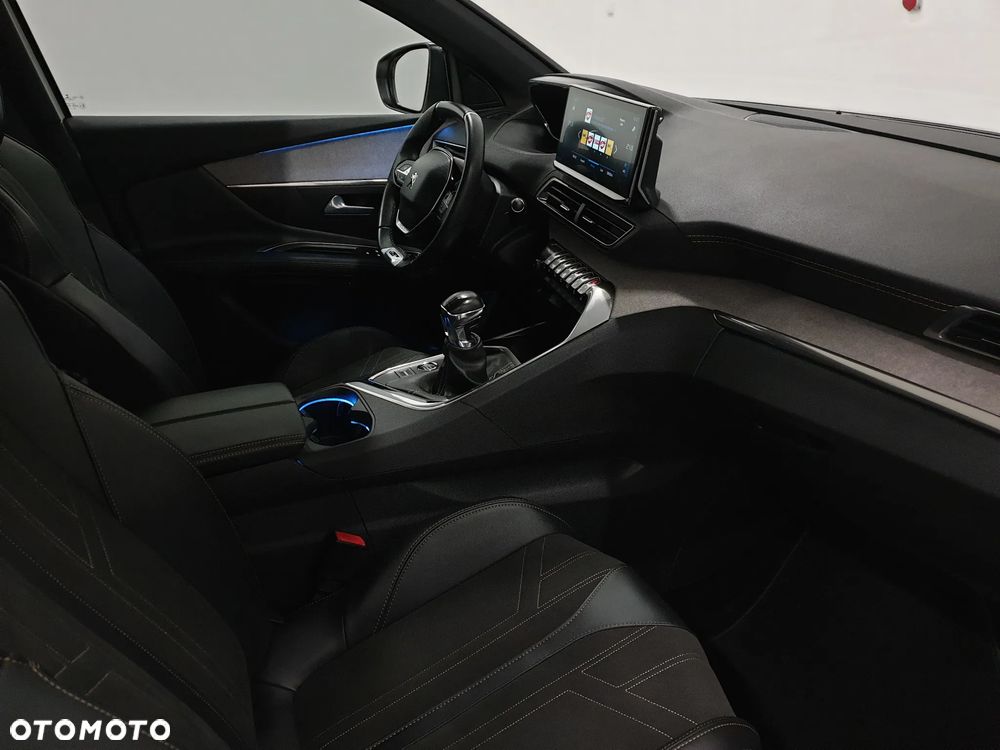 Peugeot 3008 1.5 BlueHDi GT S&S - 25