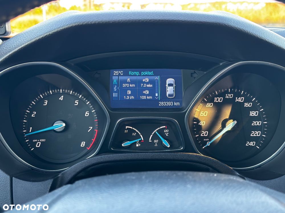 Ford Focus 1.6 EcoBoost Start-Stopp-System Titanium - 16