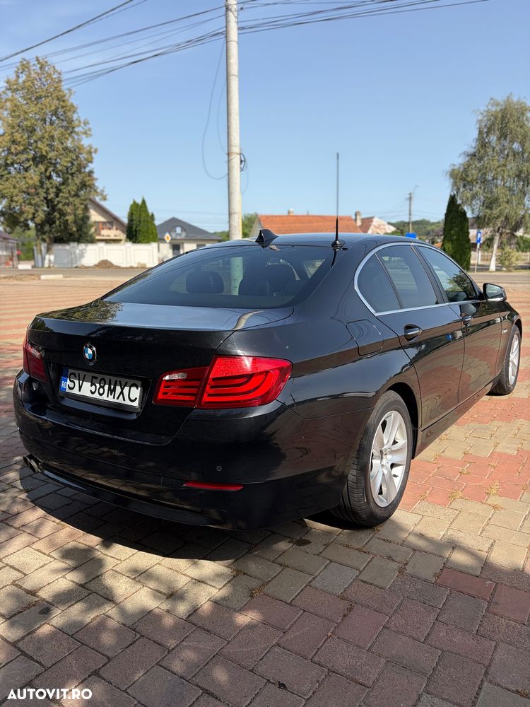 BMW Seria 5 520d Aut. - 12