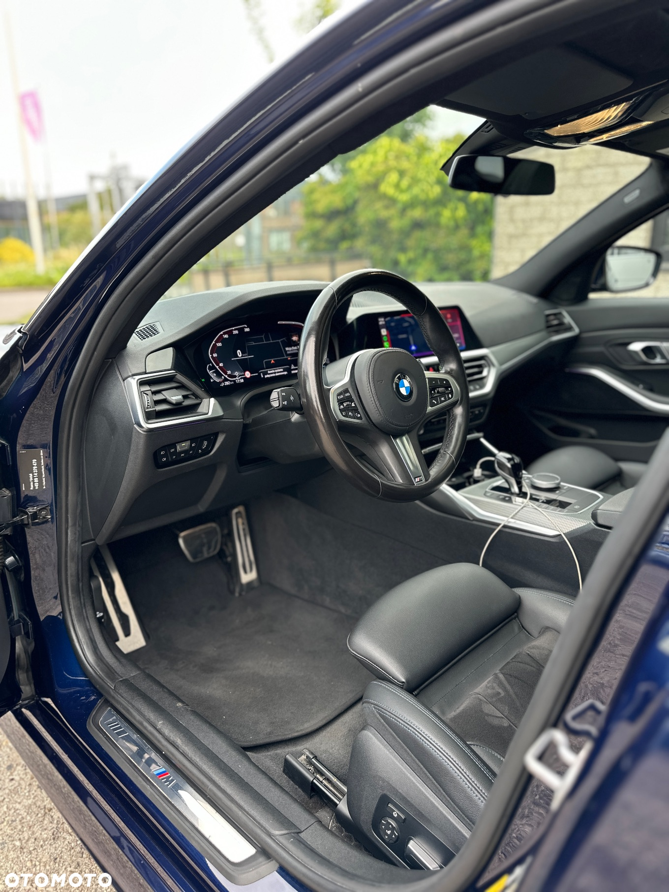 BMW Seria 3 330e Touring M Sport - 18