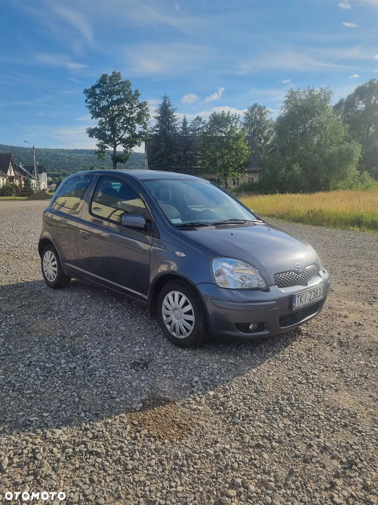 Toyota Yaris 1.4 D-4D Base - 4