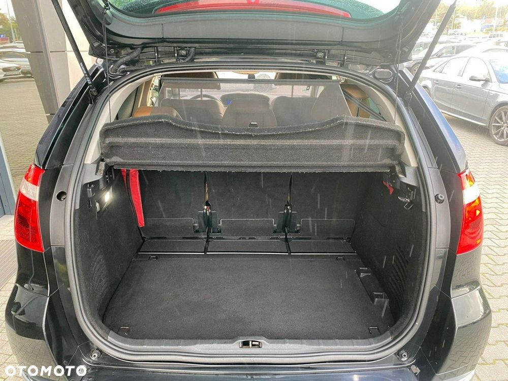 Citroën C4 Picasso 2.0 HDi Equilibre Exclusive Navi MCP - 6