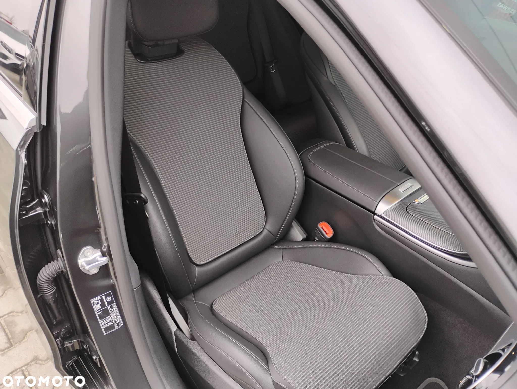 Mercedes-Benz Klasa C 200 d mHEV Avantgarde - 18
