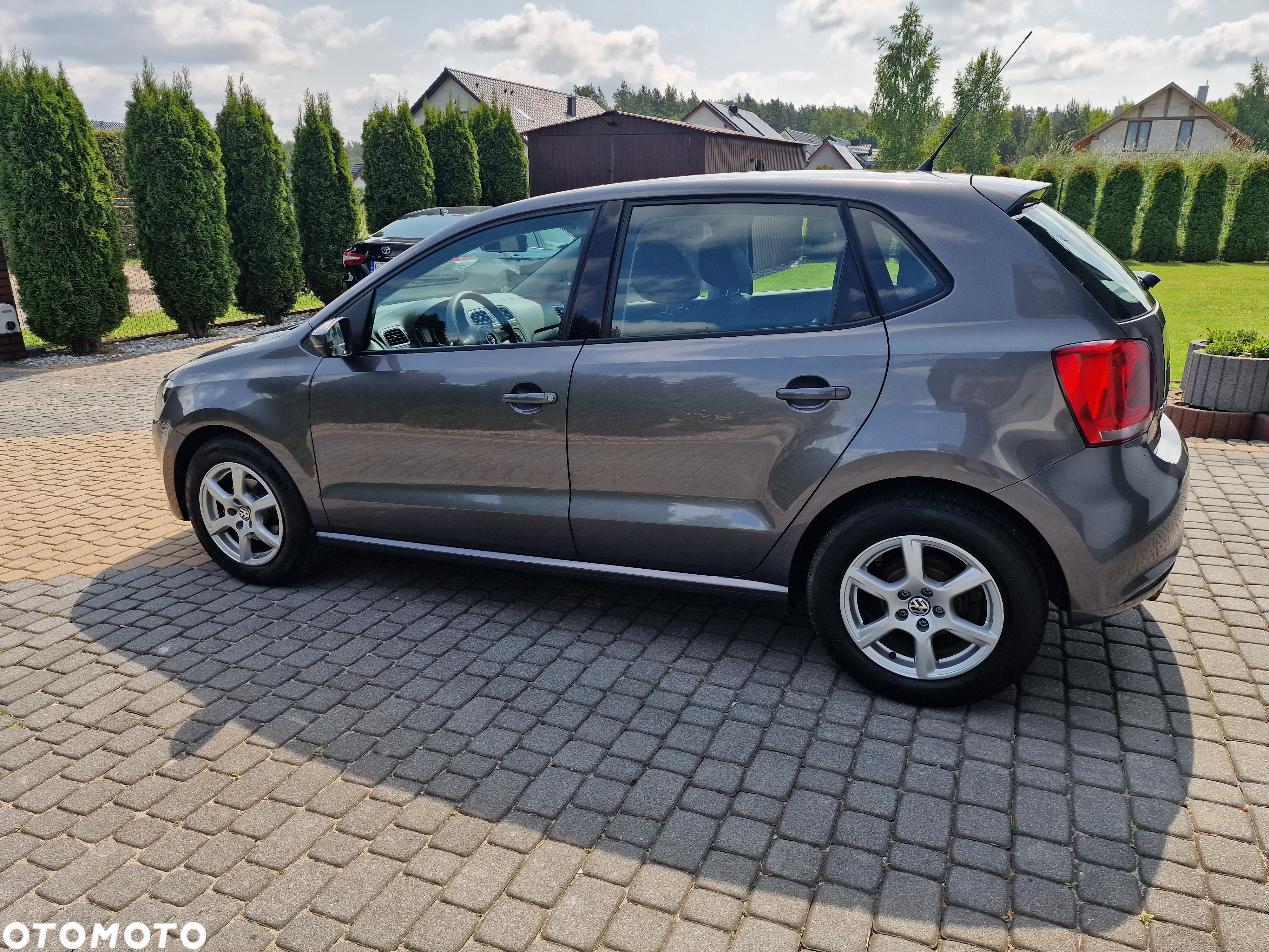 Volkswagen Polo 1.4 16V Comfortline - 4