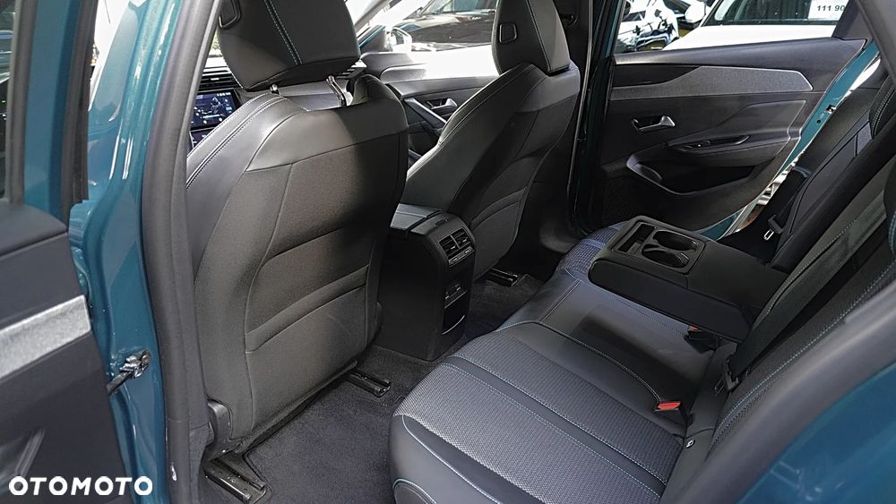 Peugeot 308 1.2 PureTech Allure Pack S&S EAT8 - 17