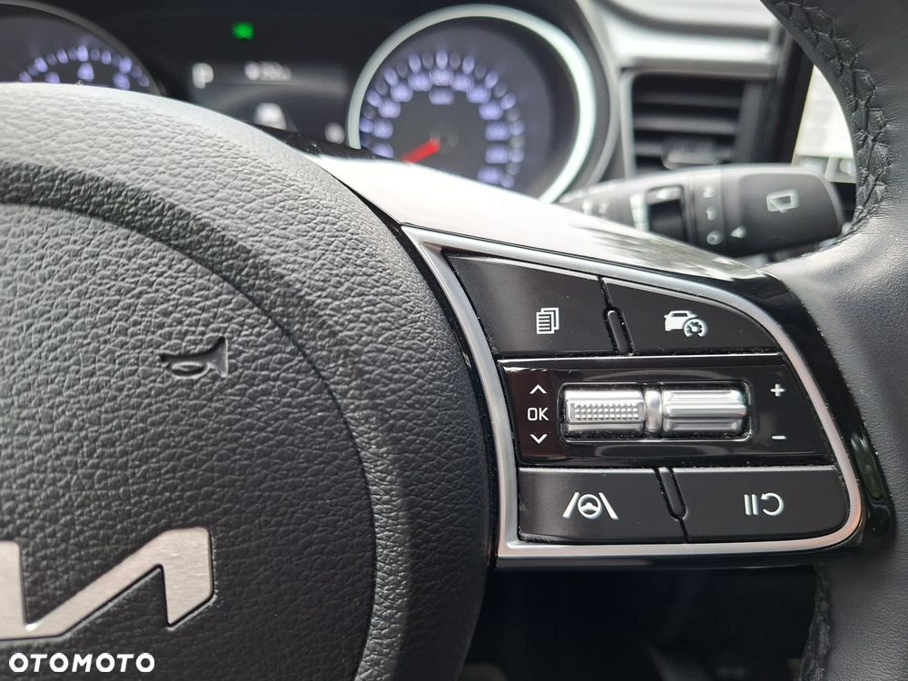 Kia Ceed - 25