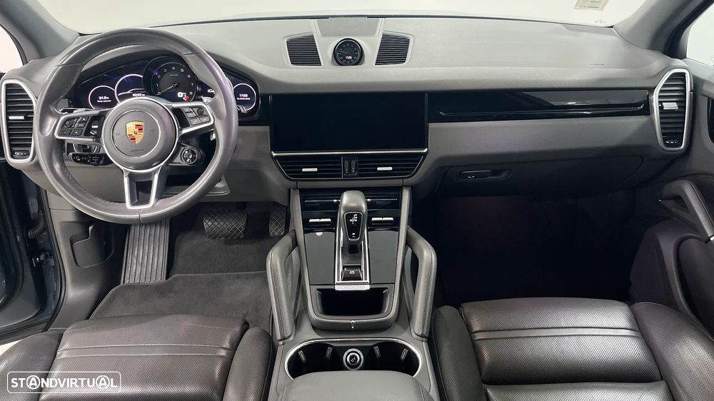 Porsche Cayenne E-Hybrid - 8