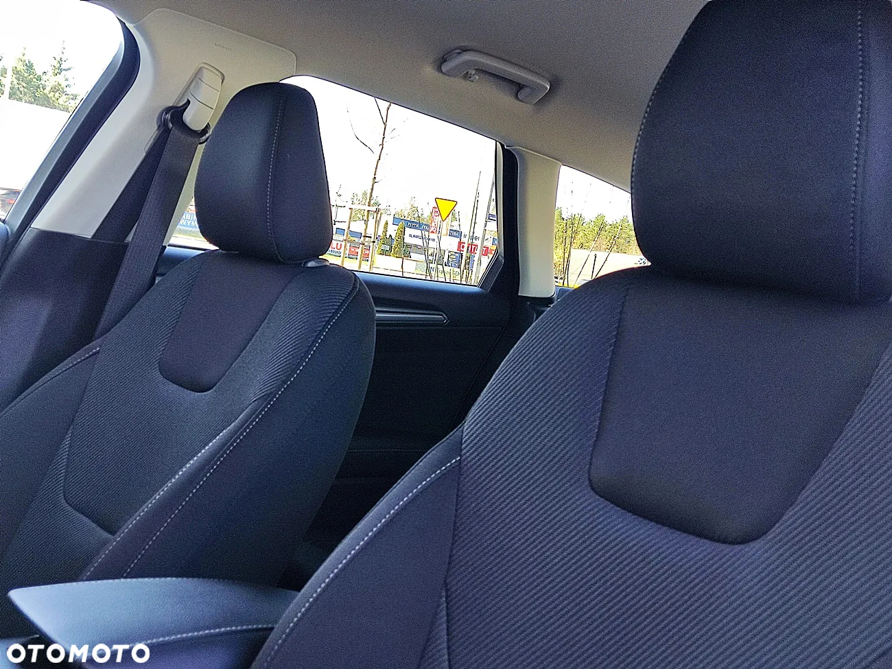 Ford Mondeo 2.0 TDCi Start-Stopp PowerShift-Aut Business Edition - 19
