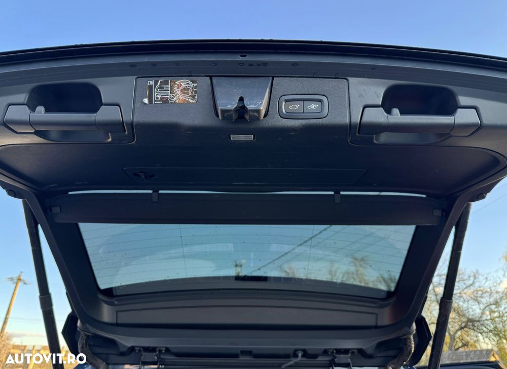 Volvo XC 60 Recharge T6 Twin Engine eAWD Inscription Expression - 16