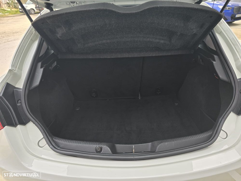 Alfa Romeo Giulietta 1.6 JTDM 16V - 13