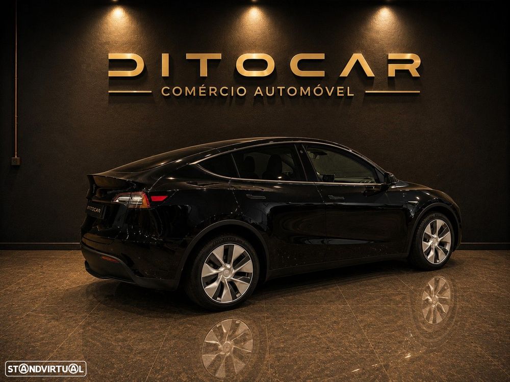 Tesla Model Y Standard - 7