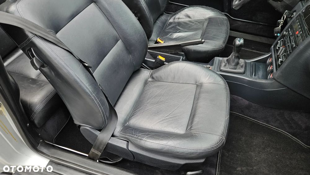 Audi 80 2.0 E - 16