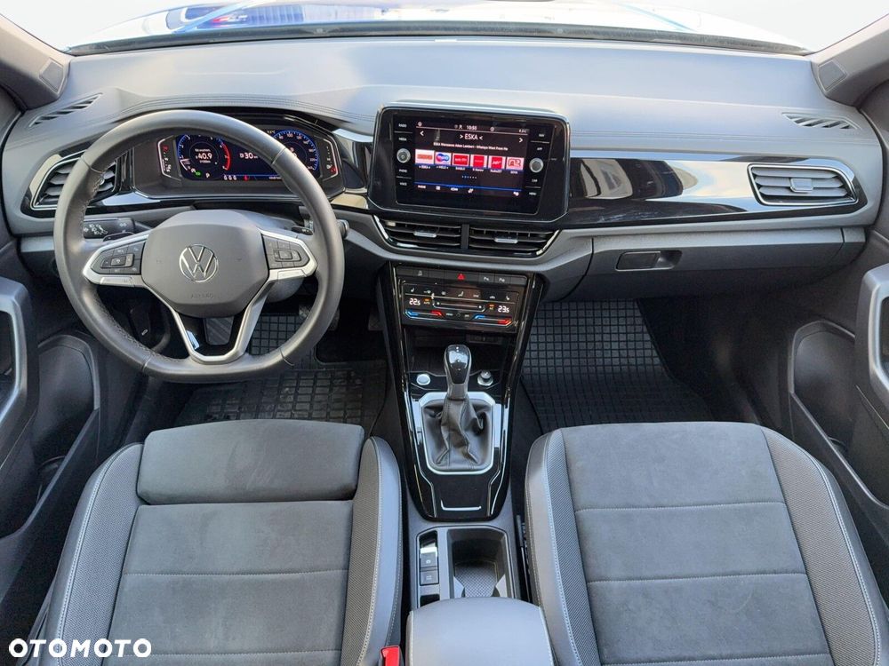 Volkswagen T-Roc - 10
