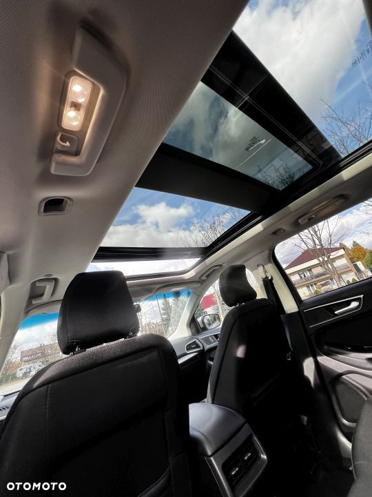 Ford Edge 2.0 TDCi 4WD Titanium - 26