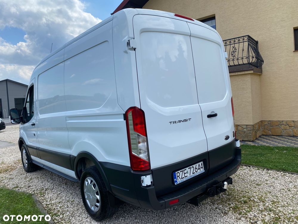 Ford TRANSIT, zakupiony w salonie w Rzeszowie, serwisowany, bezwypadkowy - 2