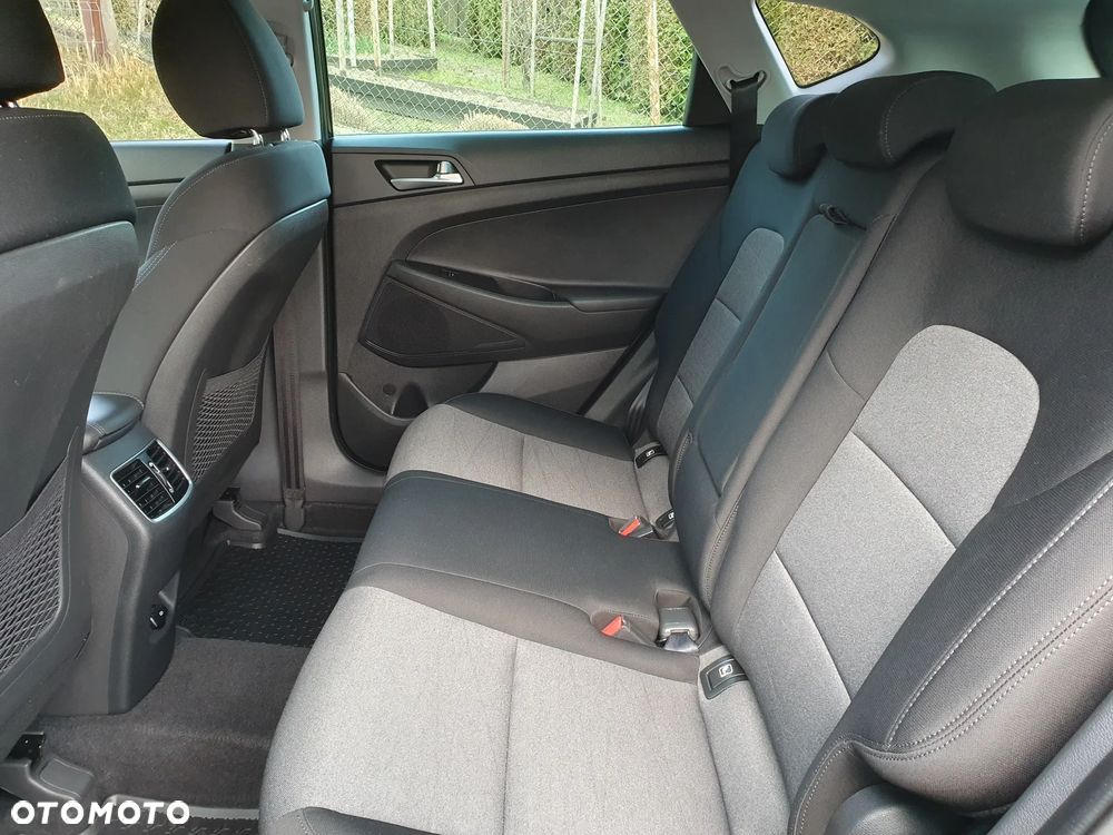 Hyundai Tucson 1.6 GDi 2WD Pure - 21