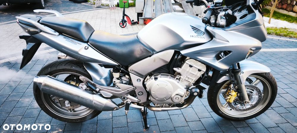 Honda CBF - 15