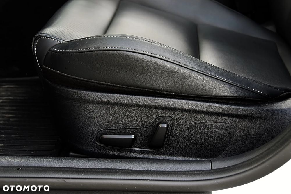 Kia Stinger 2.0 T-GDI XL - 33