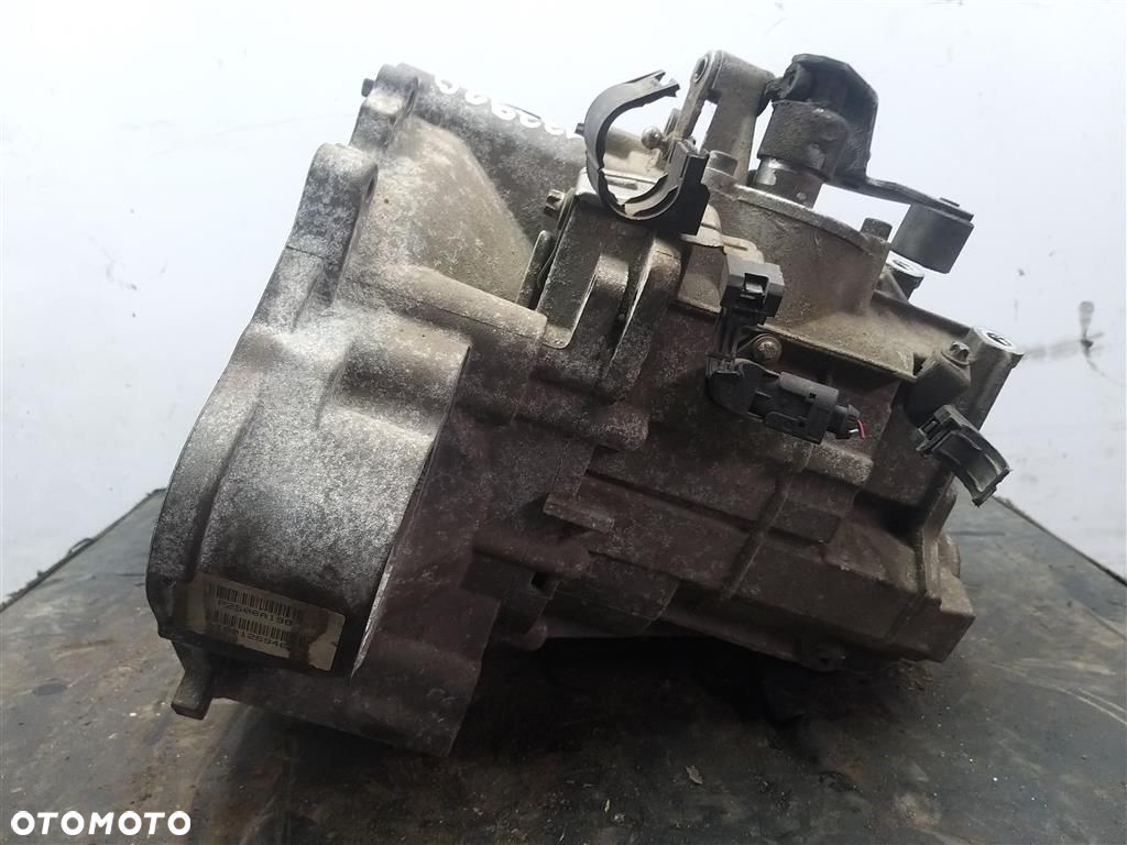 Skrzynia biegów Manualna Mitsubishi Colt 1.1B 75KM Z30 2004-2012 P2500A198 - 3