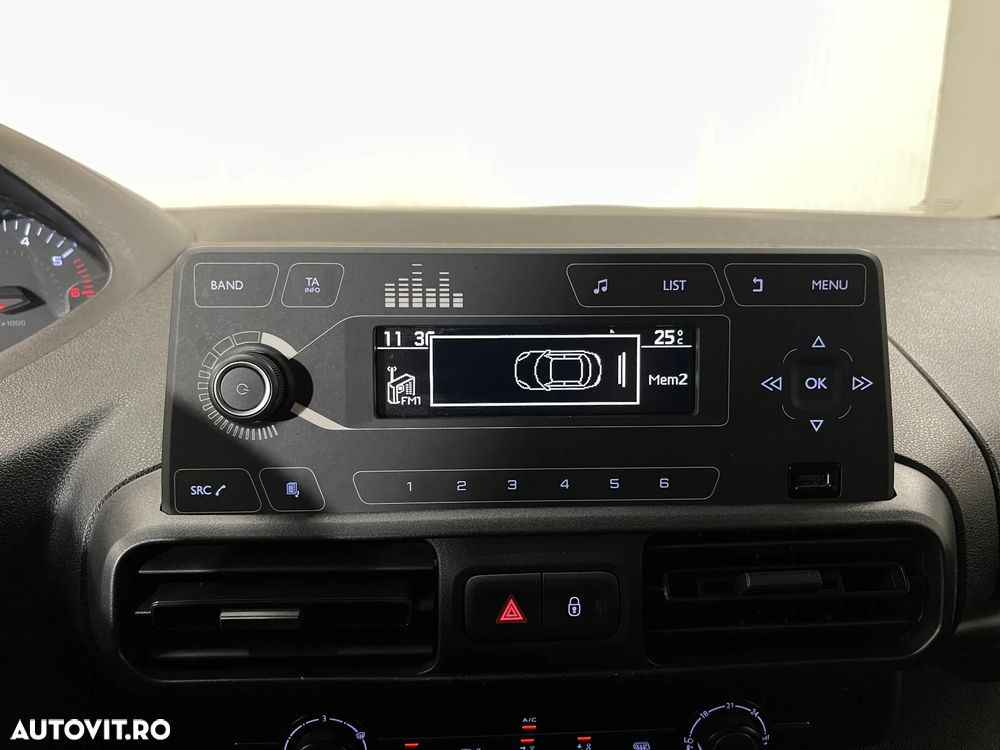 Peugeot Partner - 11