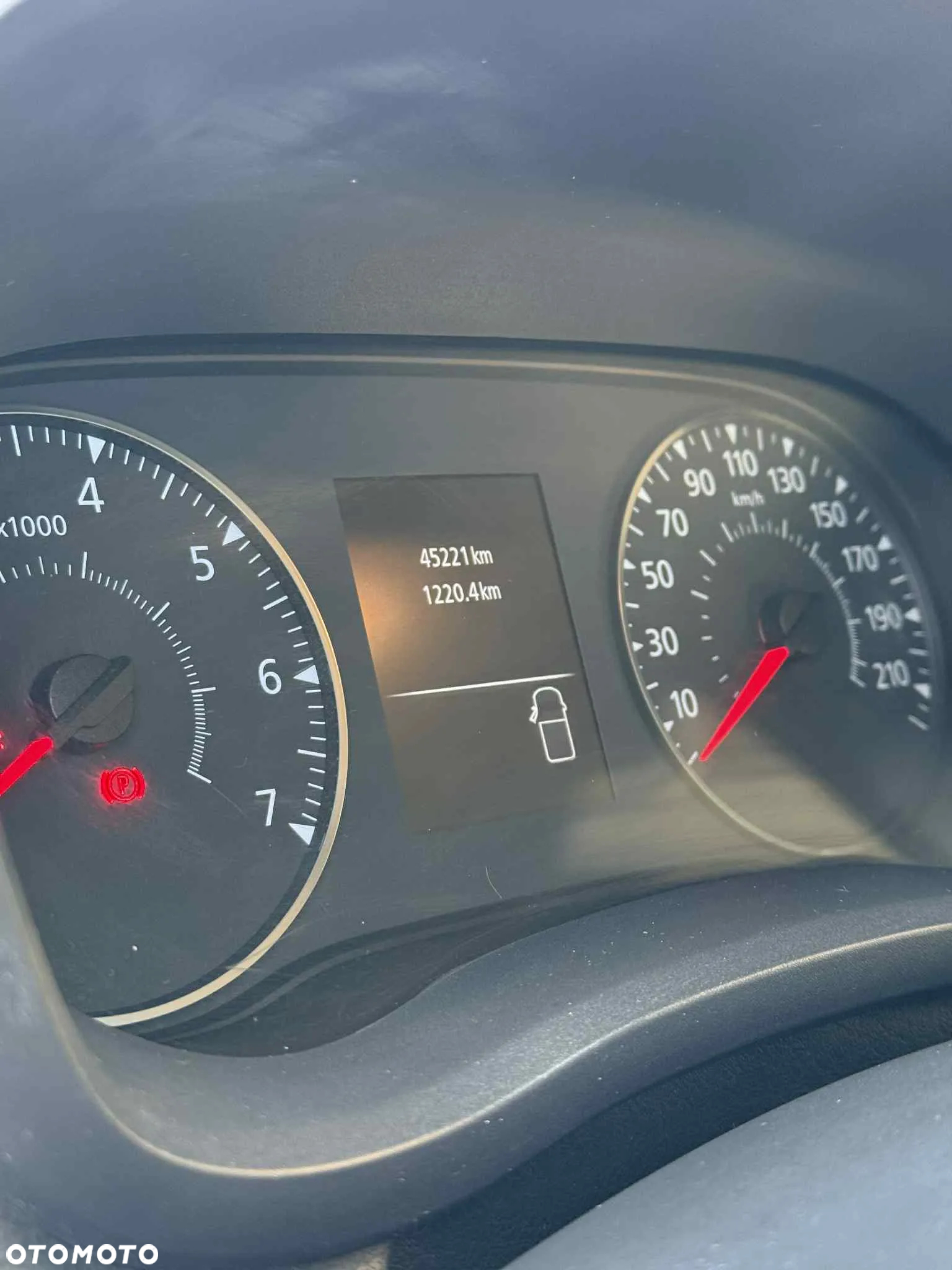 Nissan NV400 - 12