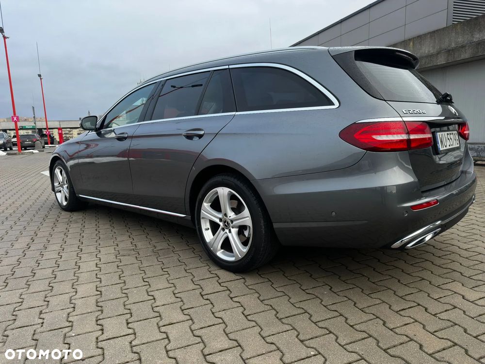 Mercedes-Benz Klasa E 220 d 9G-TRONIC - 8