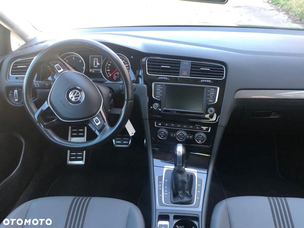 Volkswagen Golf 1.6 TDI BlueMotion Technology DSG Allstar - 10